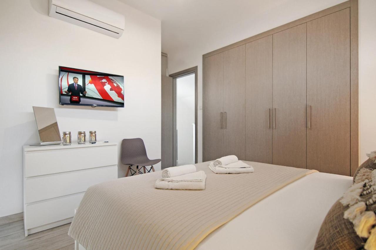 Villa Lily โปรทาราส ภายนอก รูปภาพ